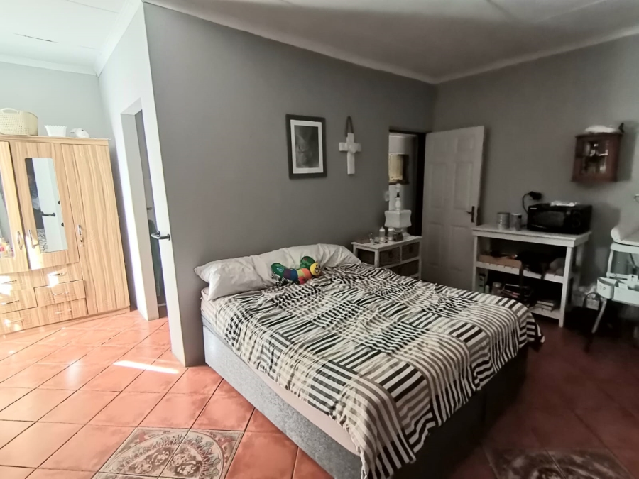 5 Bedroom Property for Sale in Elandsrand North West